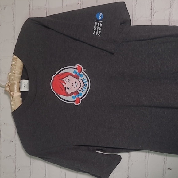 Wendy's Employee Merch Graphic Tee Tshirt Front & Back Gray Womens Size Small - Picture 14 of 16